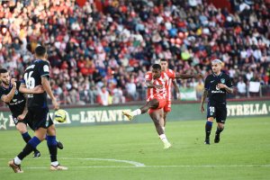 Akieme en el partido ante el Atlético de Madrid.