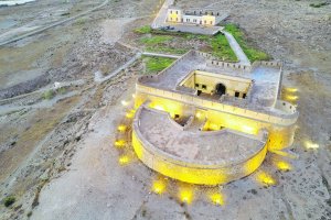 El ayuntamiento valora la creación de un jardín mediterráneo en las inmediaciones del Castillo de Guardias Viejas.