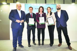 Foto de la entrega de las tres distinciones.