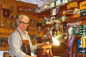Ramon Magaña en su taller, foto de Daría Zelenska