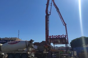 Imagen de archivo de la construcción de la nueva estación de servicio de Petroprix.