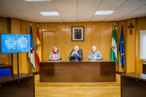 Los cursos han sido presentados en el Ayuntamiento.