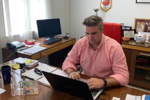 El alcalde de Viator