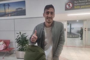 Mariño con LA VOZ-Cadena SER en el aeropuerto de Almería.
