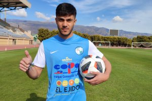 La cantera celeste cuenta para David Cabello.