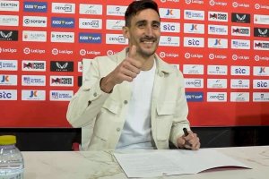 Mariño ya es nuevo jugador del Almería.