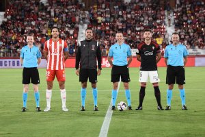 Iglesias Villanueva en el Almería-Osasuna.
