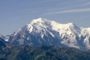 El sábado 4 de julio de 1980 se produjo un trágico accidente en los Alpes franceses.