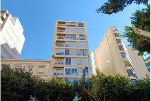 Zona acordonada este martes en el Paseo de Almería.