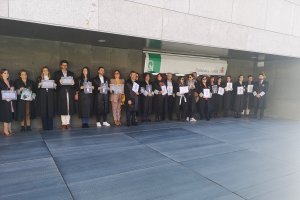 Letrados en huelga, en el Palacio de Justicia de Almería.