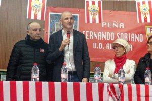 Fernando Soriano ya tiene su peña en Almería.
