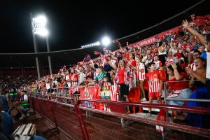 Tienes que decir que quieres entradas para el Almería-Barça en los audios.