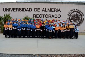 Acto de investidura a los nuevos doctores.