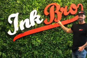 Gálvez, en su estudio en Almería.