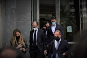 El jugador saliendo de los juzgados de Almería.