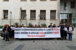 Letrados de la Administración de Justicia concentrados este viernes ante la Audiencia Provincial