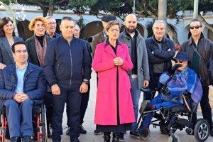 En el centro de la foto, Indalecio Gutiérrez, Adriana Valverde y Juan Francisco Colomina.
