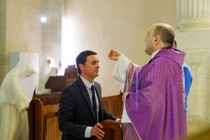 El presidente de la Diputación, en la imposición de la ceniza.