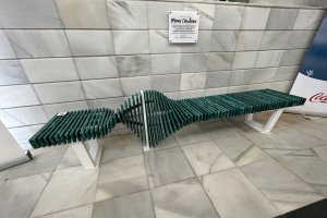 El banco ya se encuentra instalado en Garrucha.