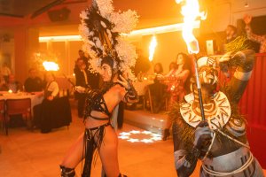 Espectacular reapertura de El Bribón con el espectáculo Masaka Africana show.