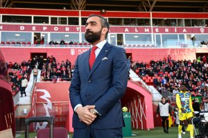 El futuro del Almería está en manos de Mohamed El Assy.