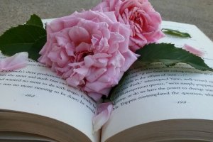 El asesino tenía una afición desmedida a componer versos.