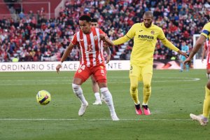 Lázaro juega ratillos en Primera División y ha costado un dineral.