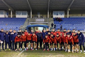 Foto de familia antes de buscar un puesto en la final.
