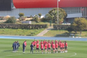 La charla sin Rubi en el Anexo.