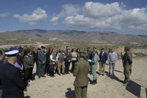 El coronel Gomáriz presenta una exhibición en el curso de Defensa Nacional
