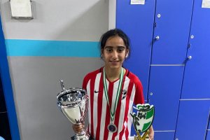 Jennifer Fernández Sanz tiene un gran futuro en el mundo del fútbol.