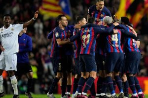 Los de Xavi casi sentencian LaLiga.