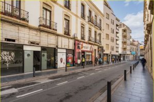 Oficinas en alquiler en la zona de General Tamayo.