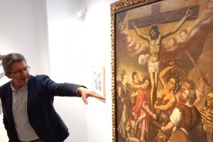 Javier Sánchez Real dando explicaciones de las obras.