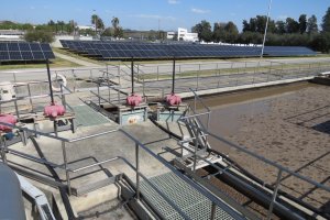 Placas solares de la EDAR Jerez de la Frontera (Cádiz) - AQUALIA