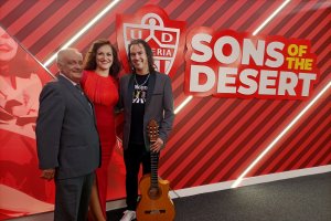 Ricardo Martínez, Guillermo Fernández y Marisol Ruiz dieron forma al himno del Almería en 2009.