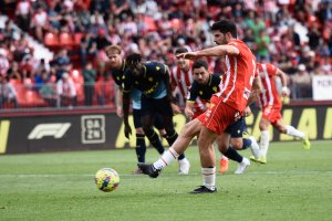 Melero anotó el último gol del Almería antes del parón.