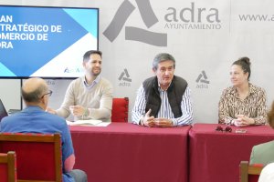 El plan ha sido presentado por el alcalde abderitano.