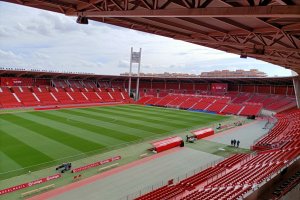 El Mediterráneo tiene pendiente una segunda fase para retirar las pistas de atletismo.