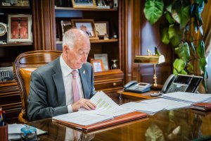 El alcalde de Roquetas de Mar, Gabriel Amat.