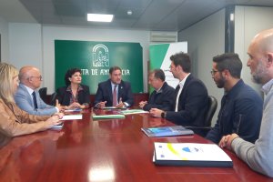 Reunión en la que se ha firmado el convenio, este jueves.