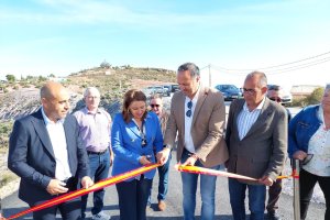 Inauguración ayer del camino de La Chepa en Felix.