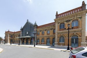 La Estación de tren de Almería, cerrada desde 2005.