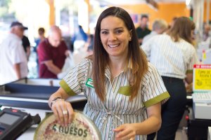 Una empleada de Mercadona, en una imagen de archivo.