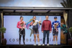 El podio de la primera edición de la Clásica Femenina.
