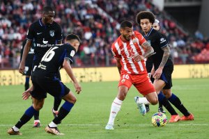 Luis Suárez en el partido ante el Atlético en el Mediterráneo (1-1).