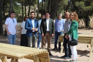 Visita al merendero de Enix.