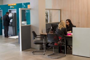 Oficina de Cajamar en Almería.