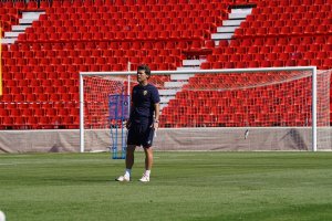 Rubi, entrenador del Almería, en el Estadio de los Juegos Mediterráneos.