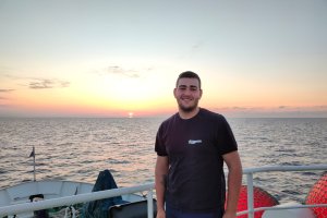 Nicolás García, ha visto amanecer desde casi toda la costa española.